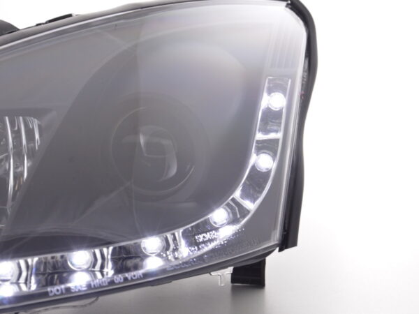 Scheinwerfer Set Daylight LED TFL-Optik Ford Focus 3/4/5-trg.  01-04 schwarz für Rechtslenker – Bild 7